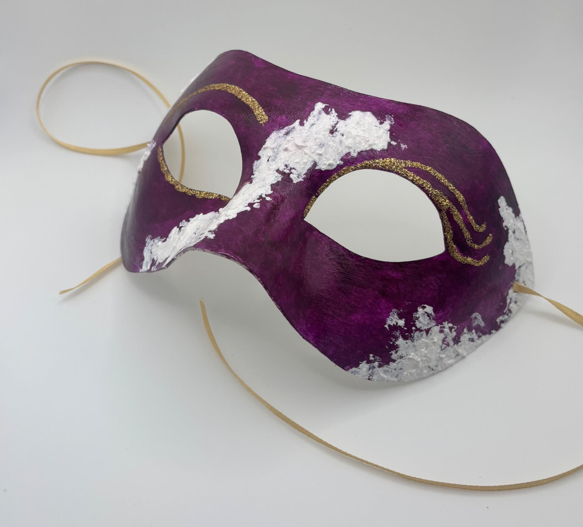 Violet, white, gold Violet, white, gold